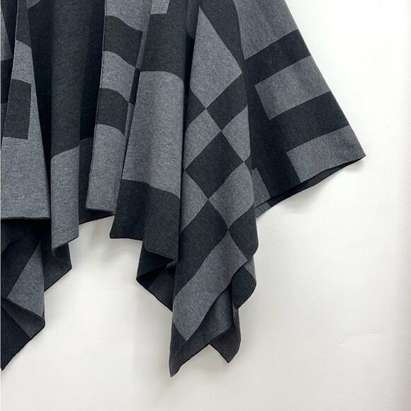 J. McLaughlin Harrow Cotton Modal Blanket Scarf Shawl Cape Geometric Plaid OS - Picture 8 of 9